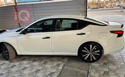 نیسان ئەلتیما